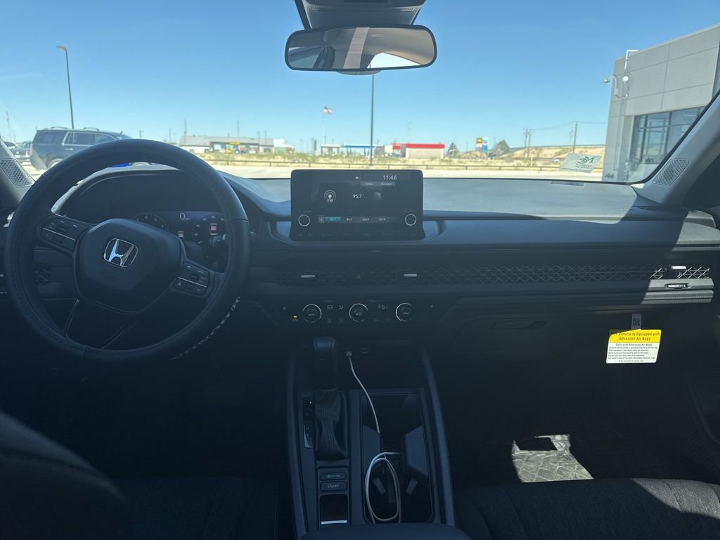 Used 2025 Honda Accord SE image 14