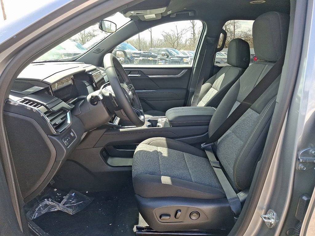 New 2025 GMC Acadia Elevation image 11
