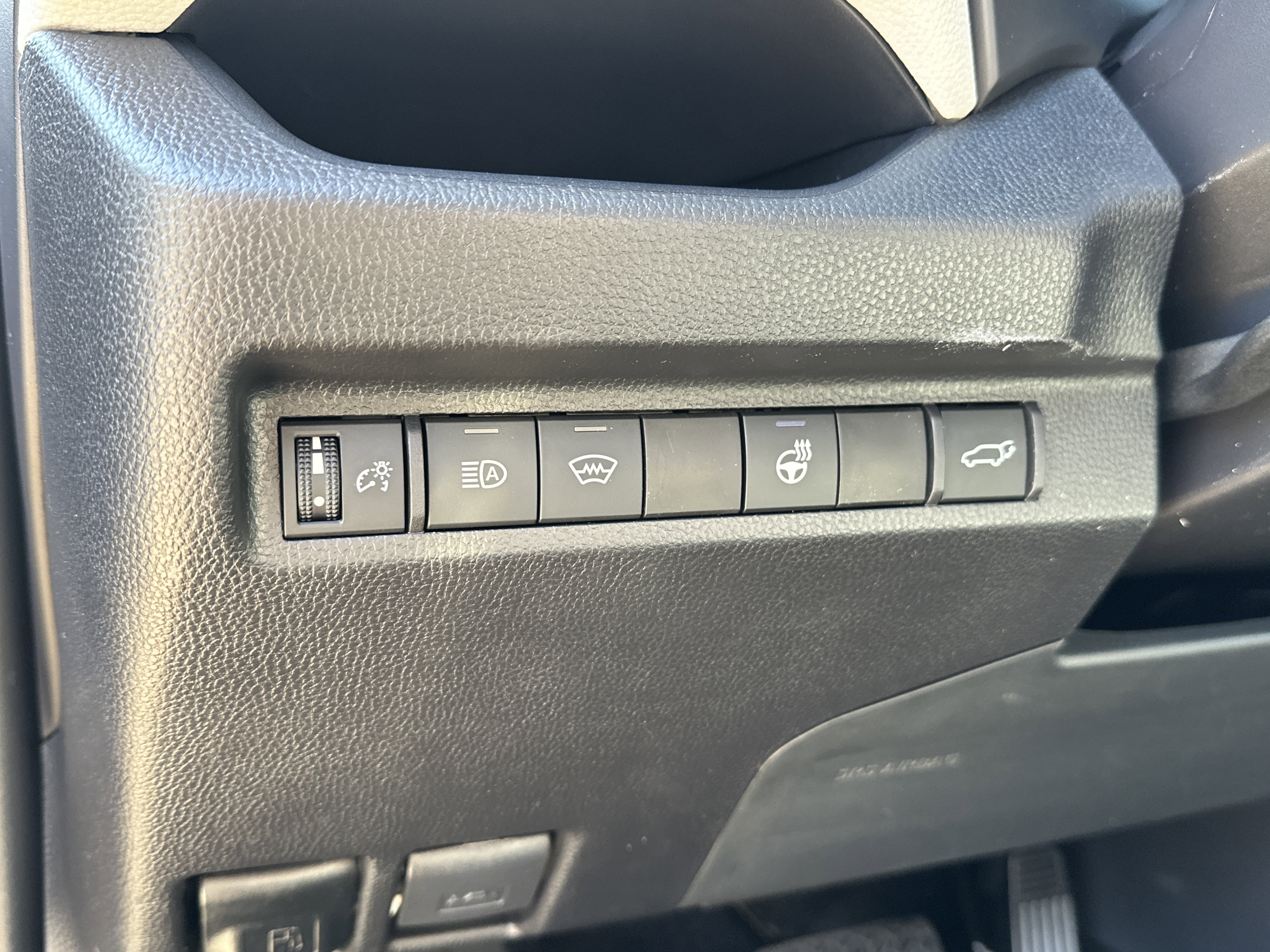 New 2025 Toyota RAV4 XLE Premium w/ Weather Package image 15