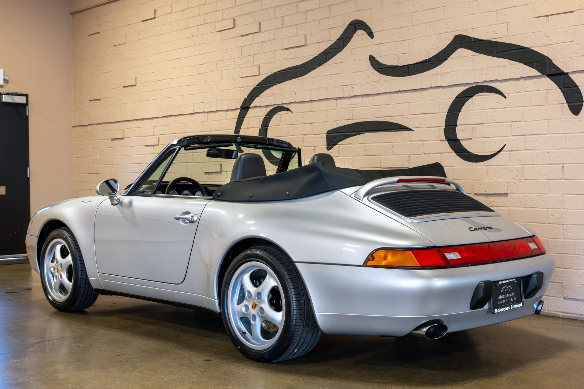 Used 1998 Porsche 911 Carrera RWD image 8
