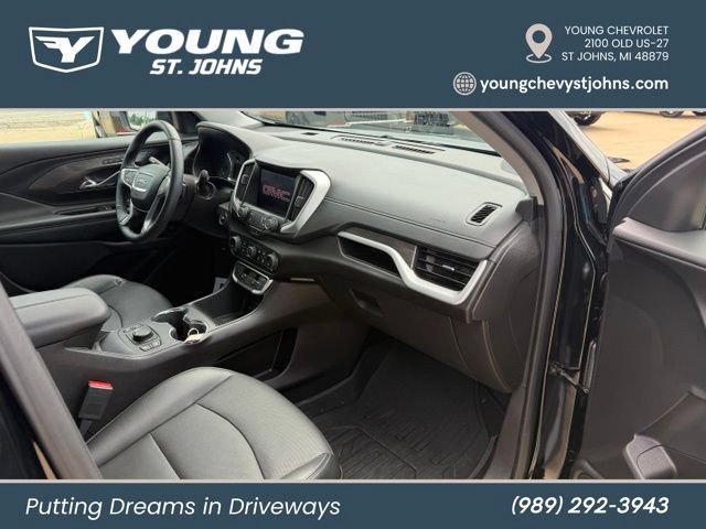 Used 2024 GMC Terrain SLT w/ LPO, Floor Liner Package AWD/4WD image 17