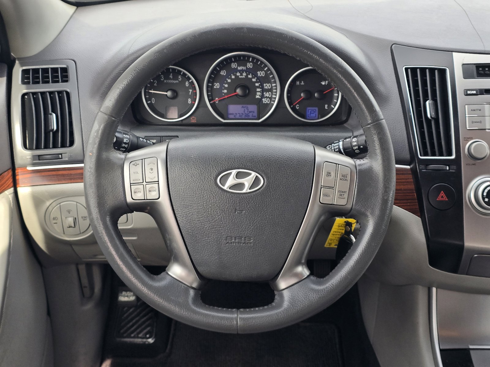 Used 2011 Hyundai Veracruz GLS FWD image 11