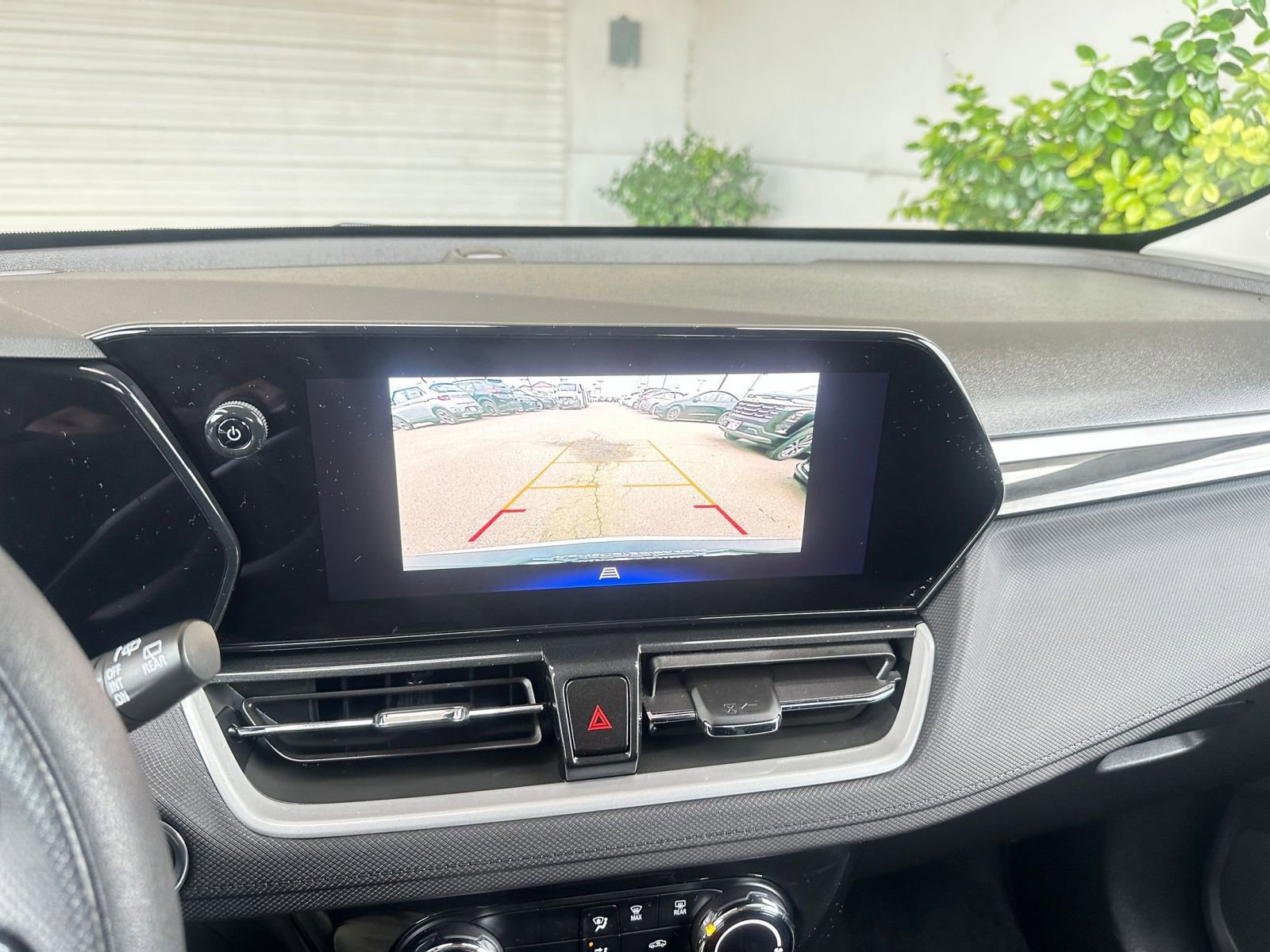 Used 2025 Chevrolet TrailBlazer LT image 17