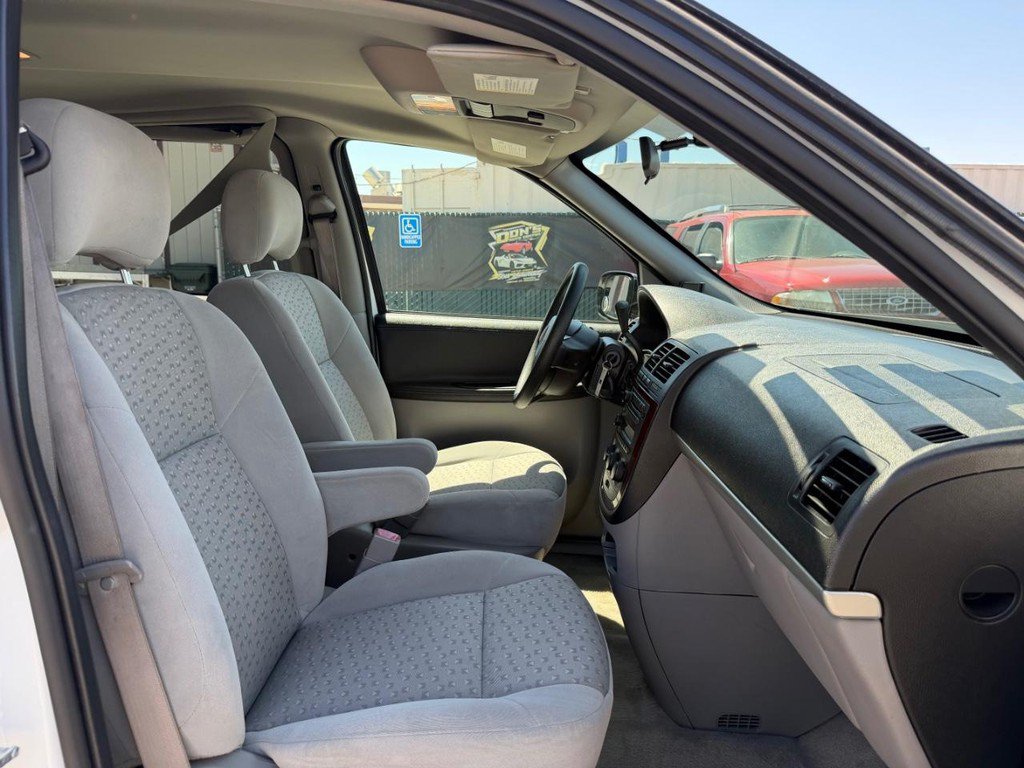 Used 2008 Chevrolet Uplander LS w/ Climate Package FWD image 21