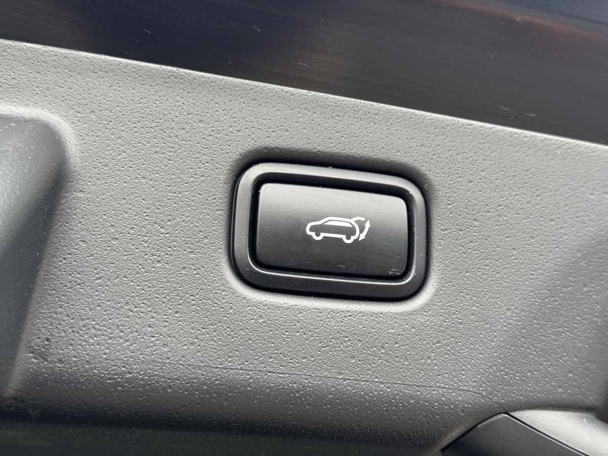 Used 2023 Kia Niro Wind FWD image 11