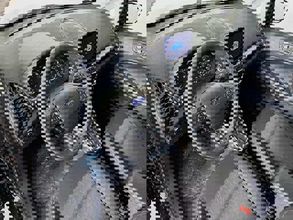 Certified 2022 Ford EcoSport SE w/ SE Convenience Package image 2