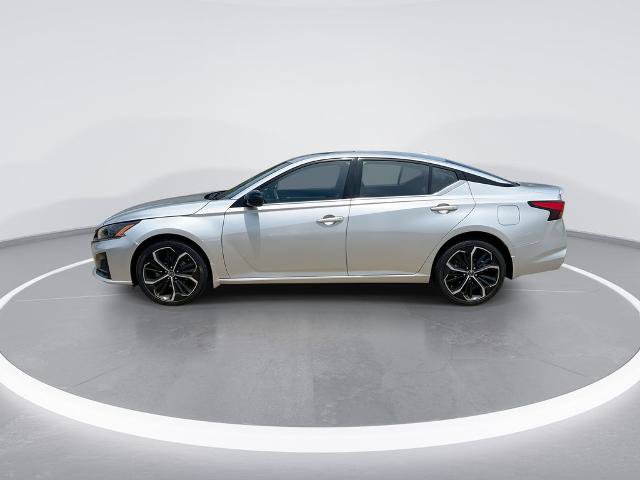 Certified 2023 Nissan Altima 2.5 SR w/ SR Premium Package AWD/4WD image 5