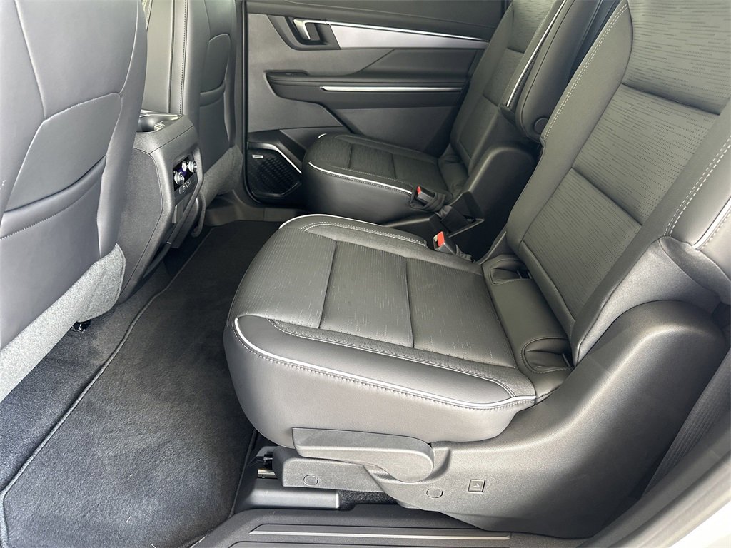 New 2025 Buick Enclave Sport Touring w/ Power Package image 32