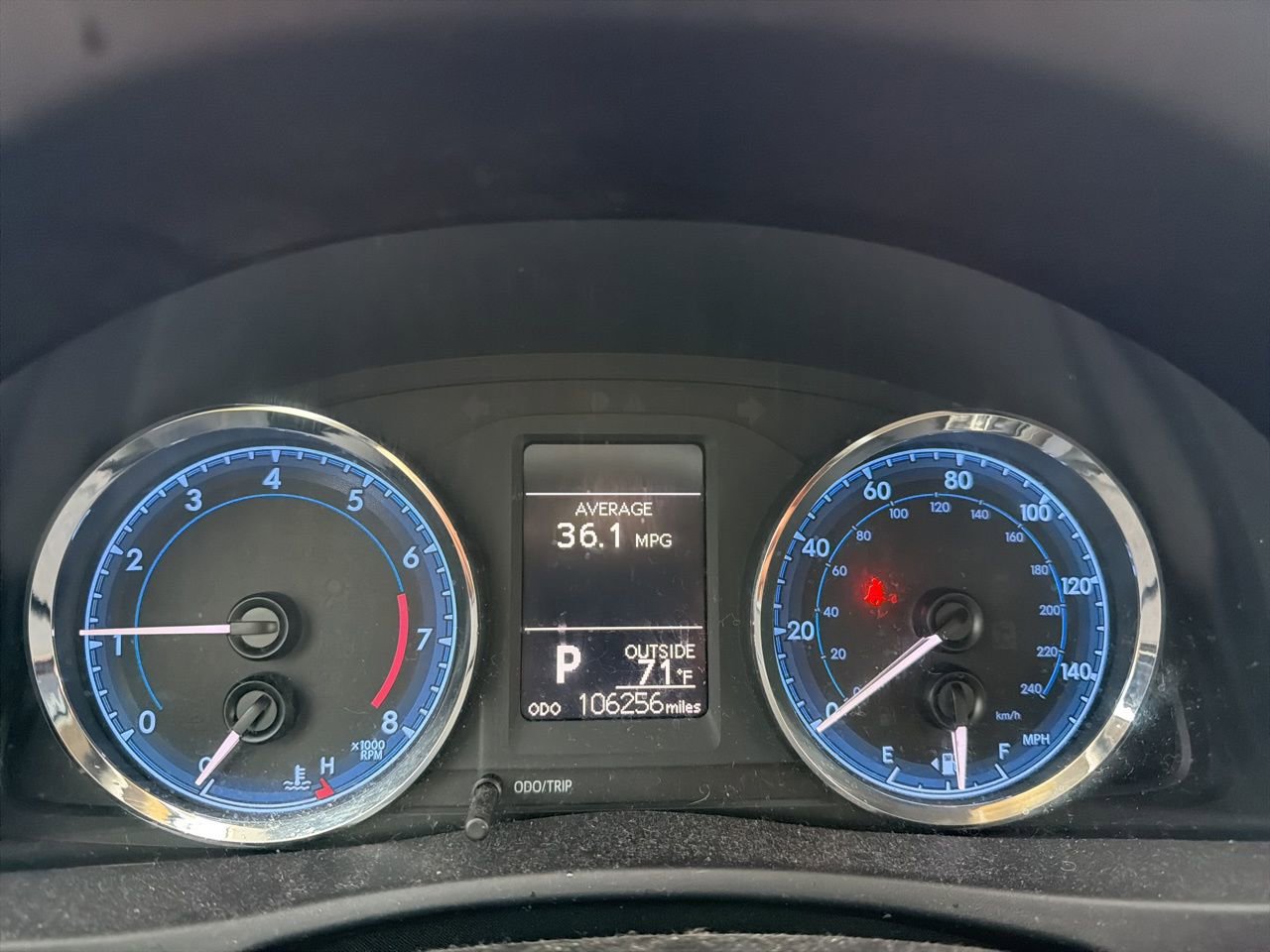 Used 2017 Toyota Corolla LE FWD image 12