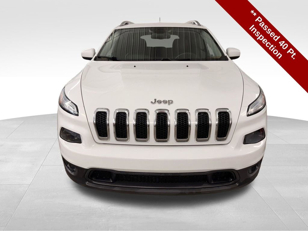 Used 2016 Jeep Cherokee Latitude w/ North All-Season Group image 10