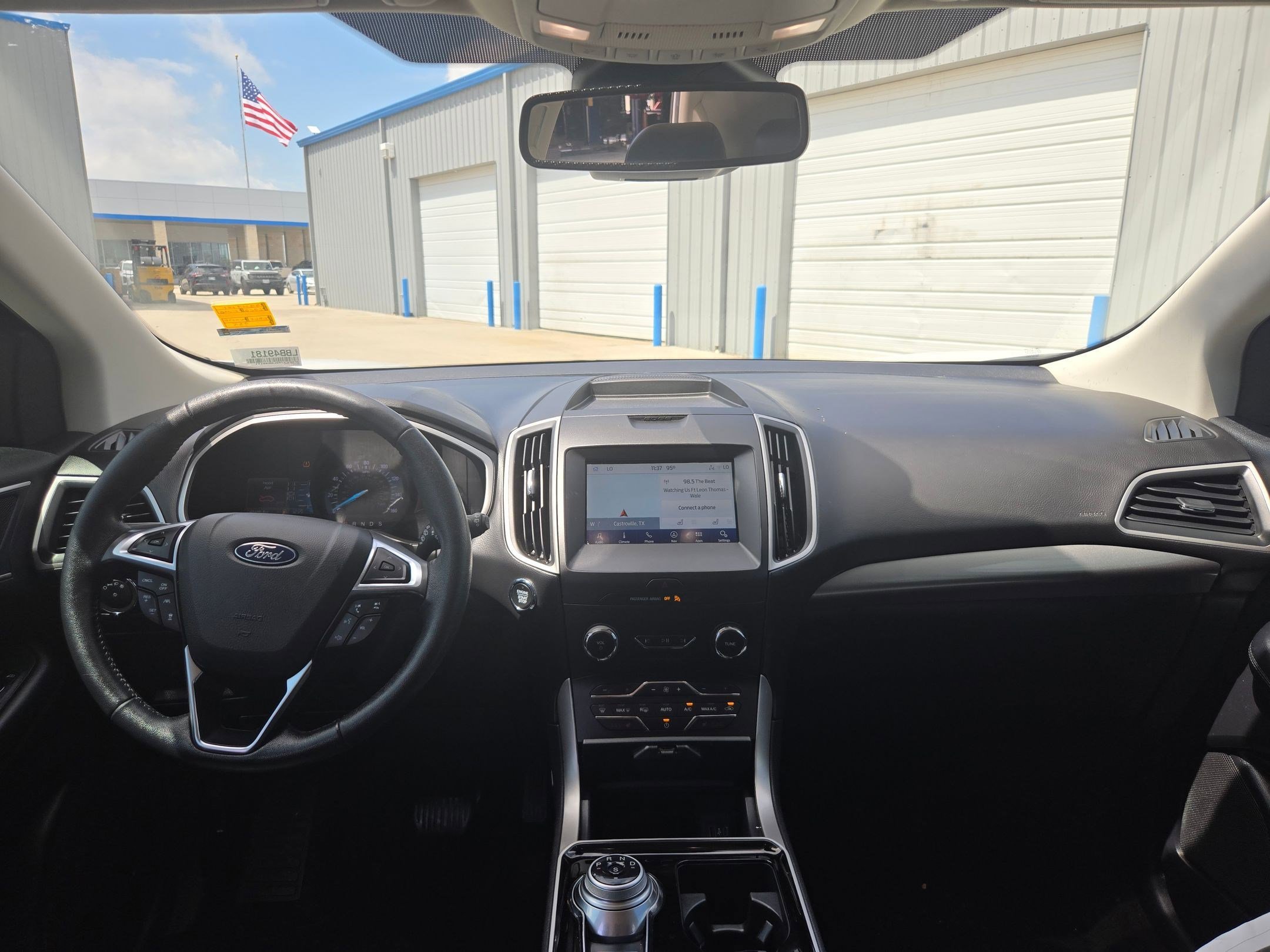 Used 2020 Ford Edge SEL w/ Convenience Package FWD image 14