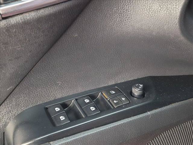 Used 2018 Toyota Camry LE FWD image 11