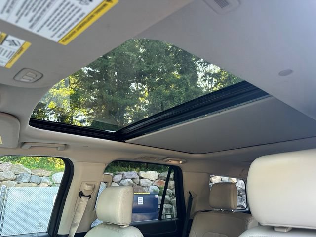 Used 2019 Ford Expedition Platinum AWD/4WD image 19