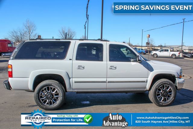 Used 2003 Chevrolet Suburban 2500 LT w/ LT Preferred Equipment Group image 6