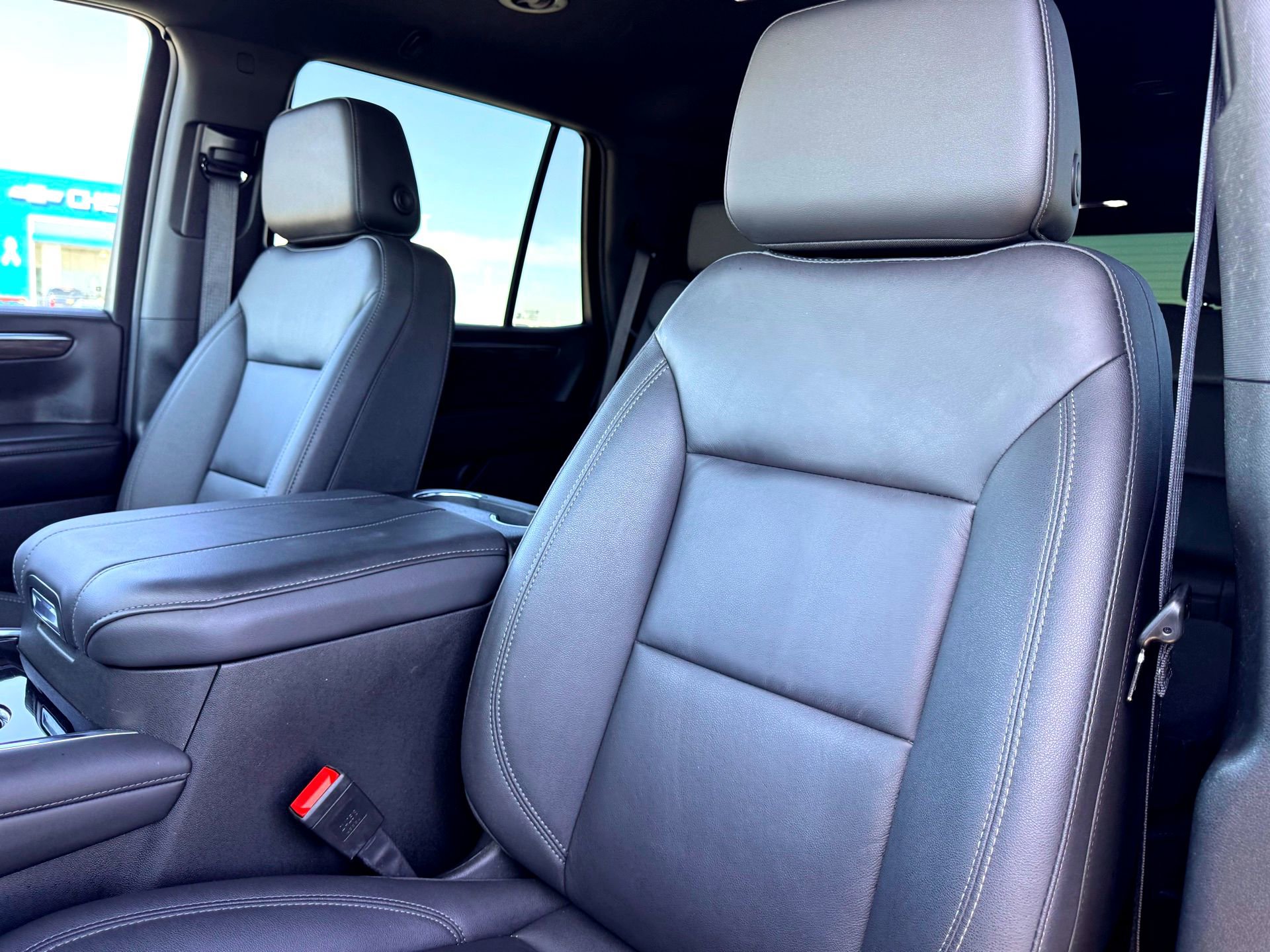 Used 2025 Chevrolet Tahoe LT image 13