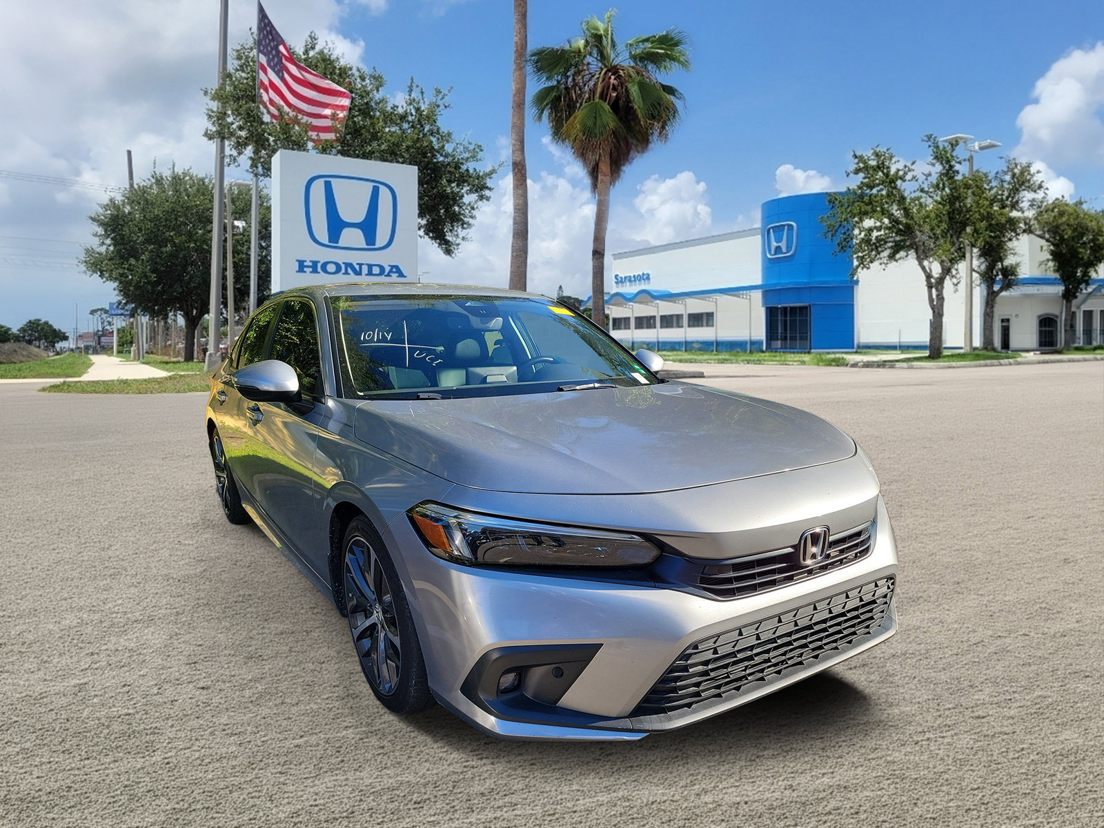 Used 2023 Honda Civic Touring image 1