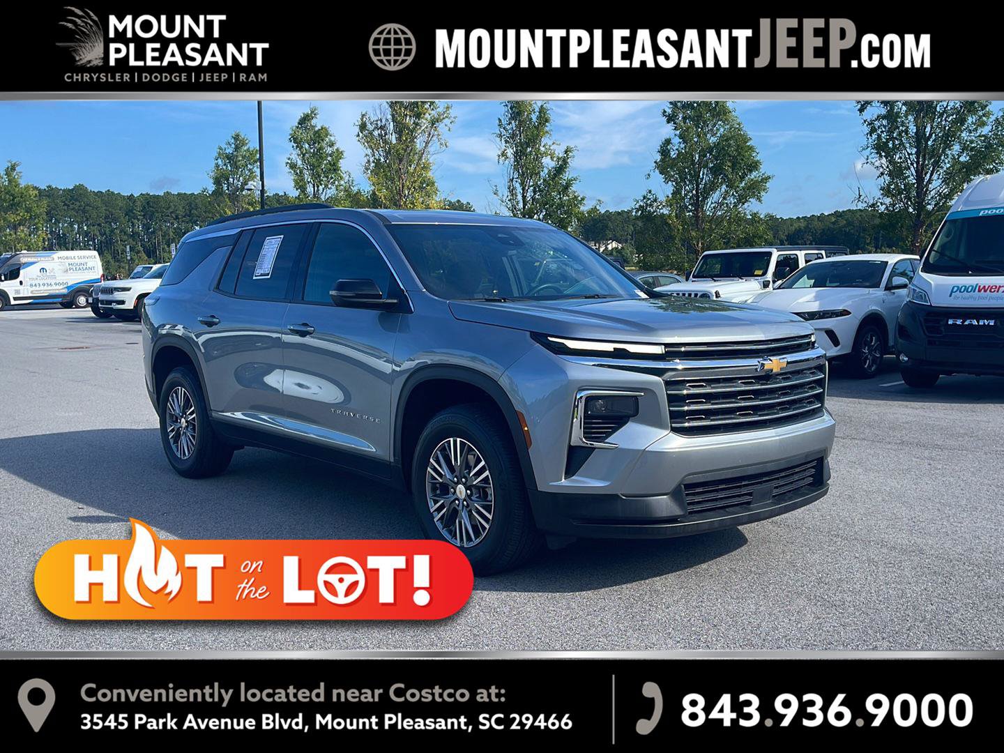 Used 2025 Chevrolet Traverse LT w/ LPO, Floor Liner Package