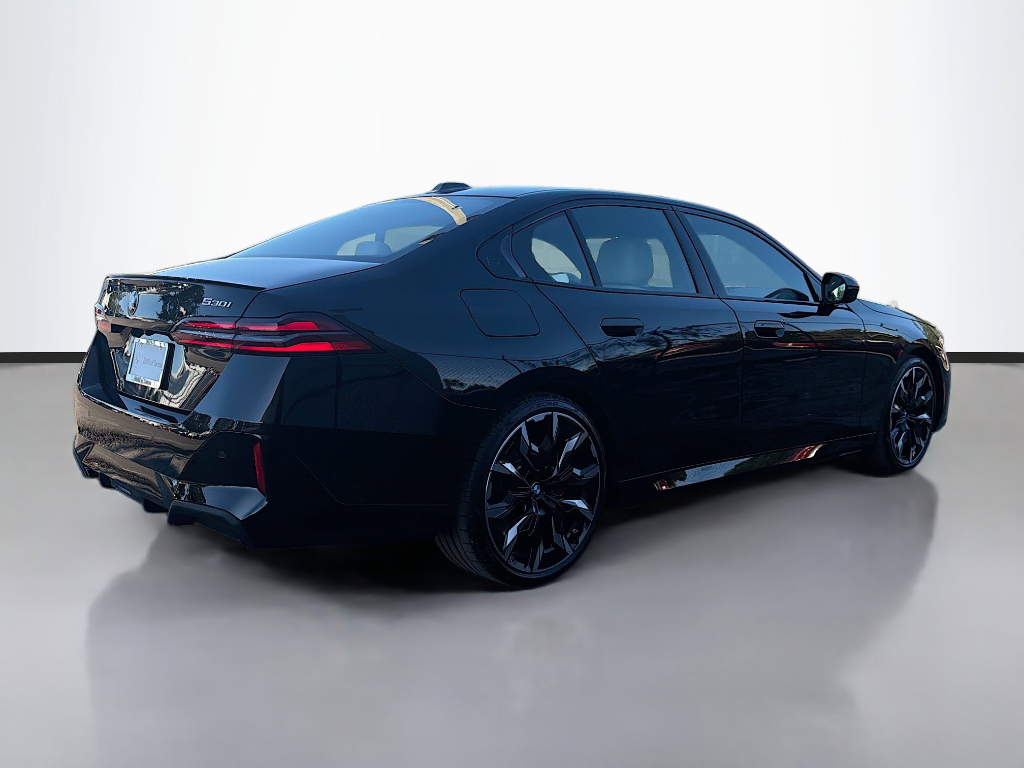 New 2026 BMW 530i w/ M Sport Package image 3