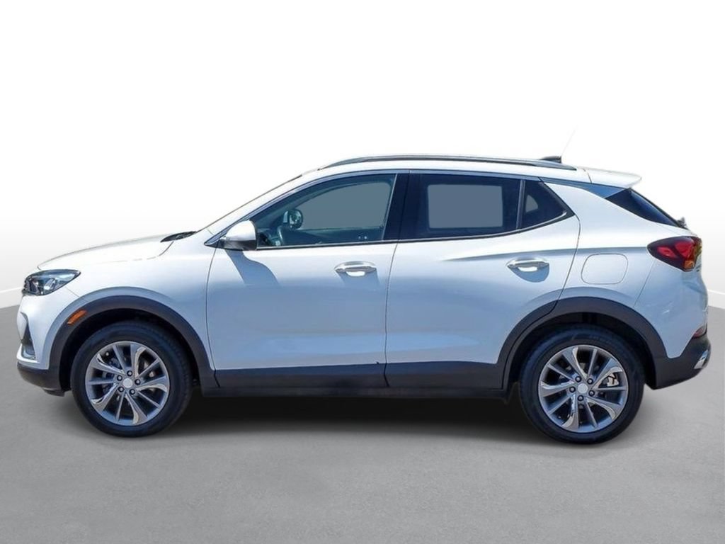 Used 2021 Buick Encore GX Essence w/ Advanced Technology Package AWD/4WD image 5