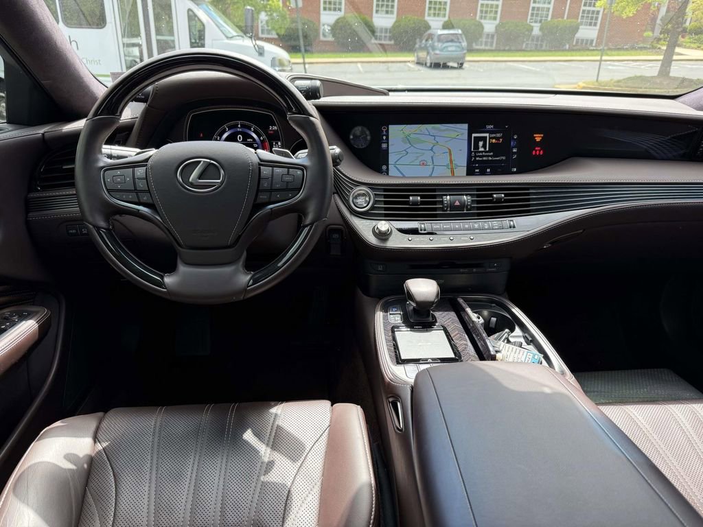 Used 2020 Lexus LS 500 w/ Interior Upgrade Package RWD image 8