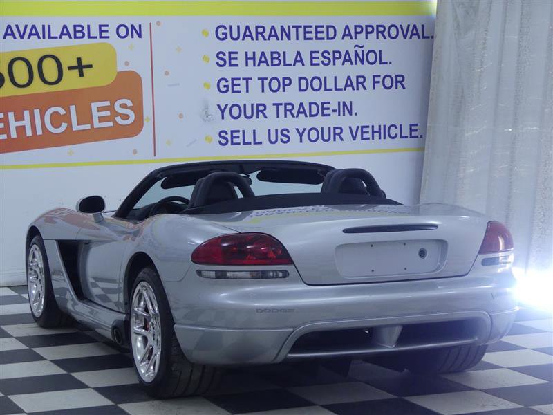 Used 2004 Dodge Viper SRT-10 RWD image 4