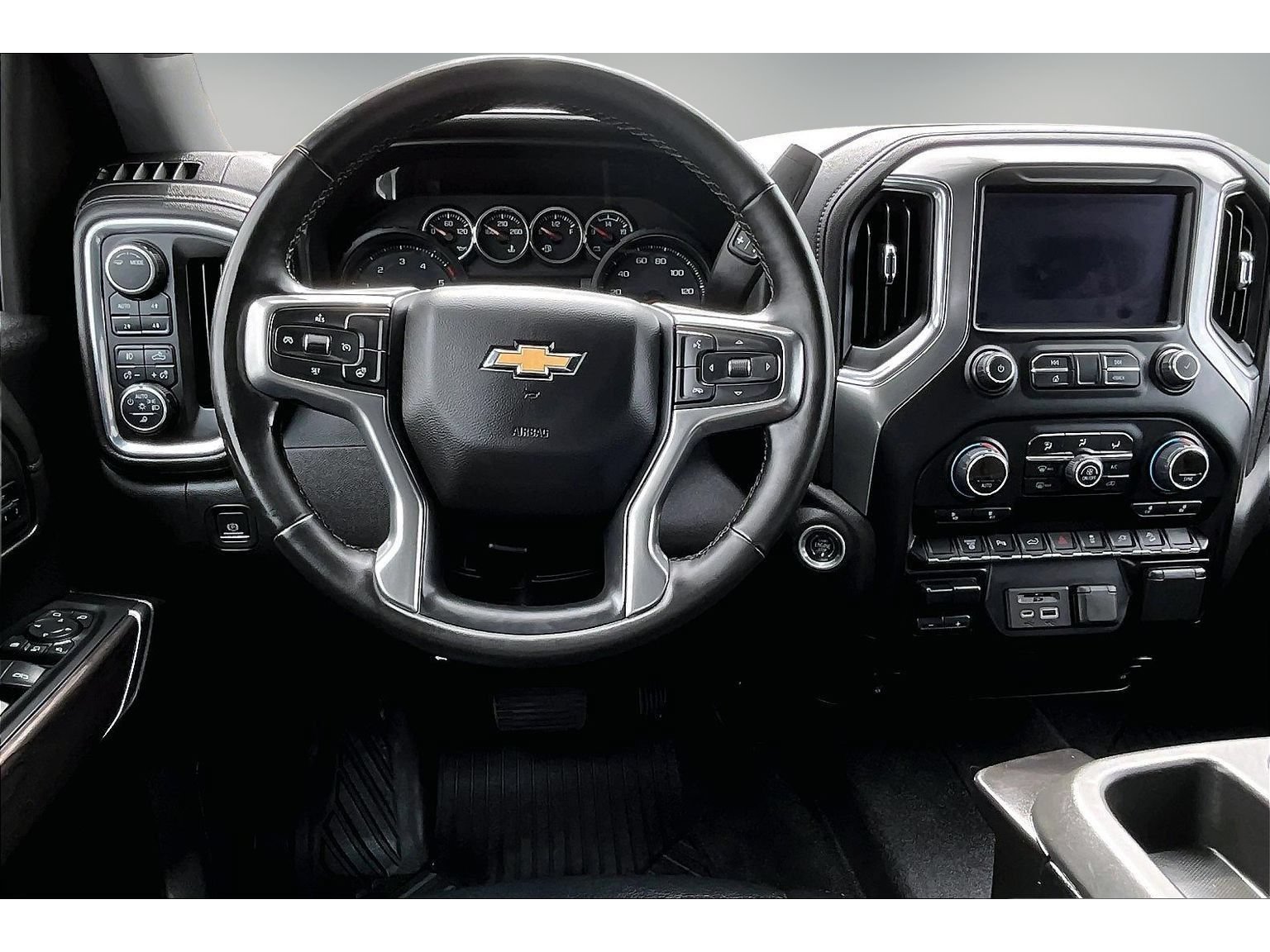 Used 2023 Chevrolet Silverado 3500 LTZ AWD/4WD image 9