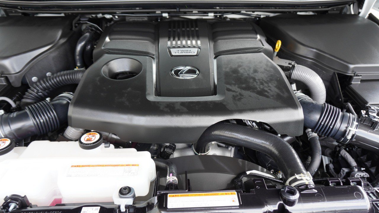 Certified 2025 Lexus GX 550 AWD/4WD image 34
