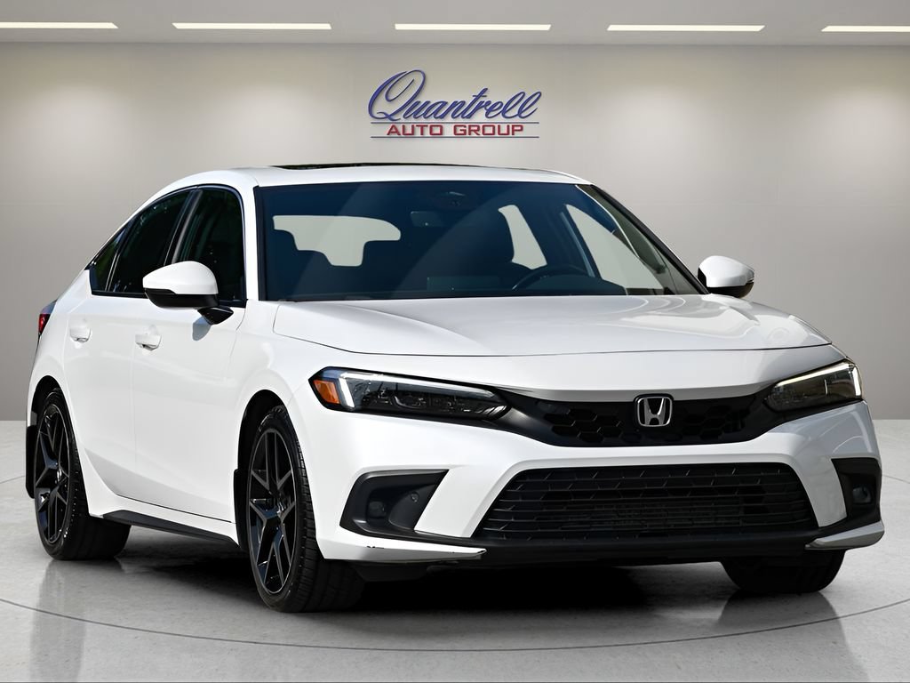 Used 2022 Honda Civic Sport Touring image 2