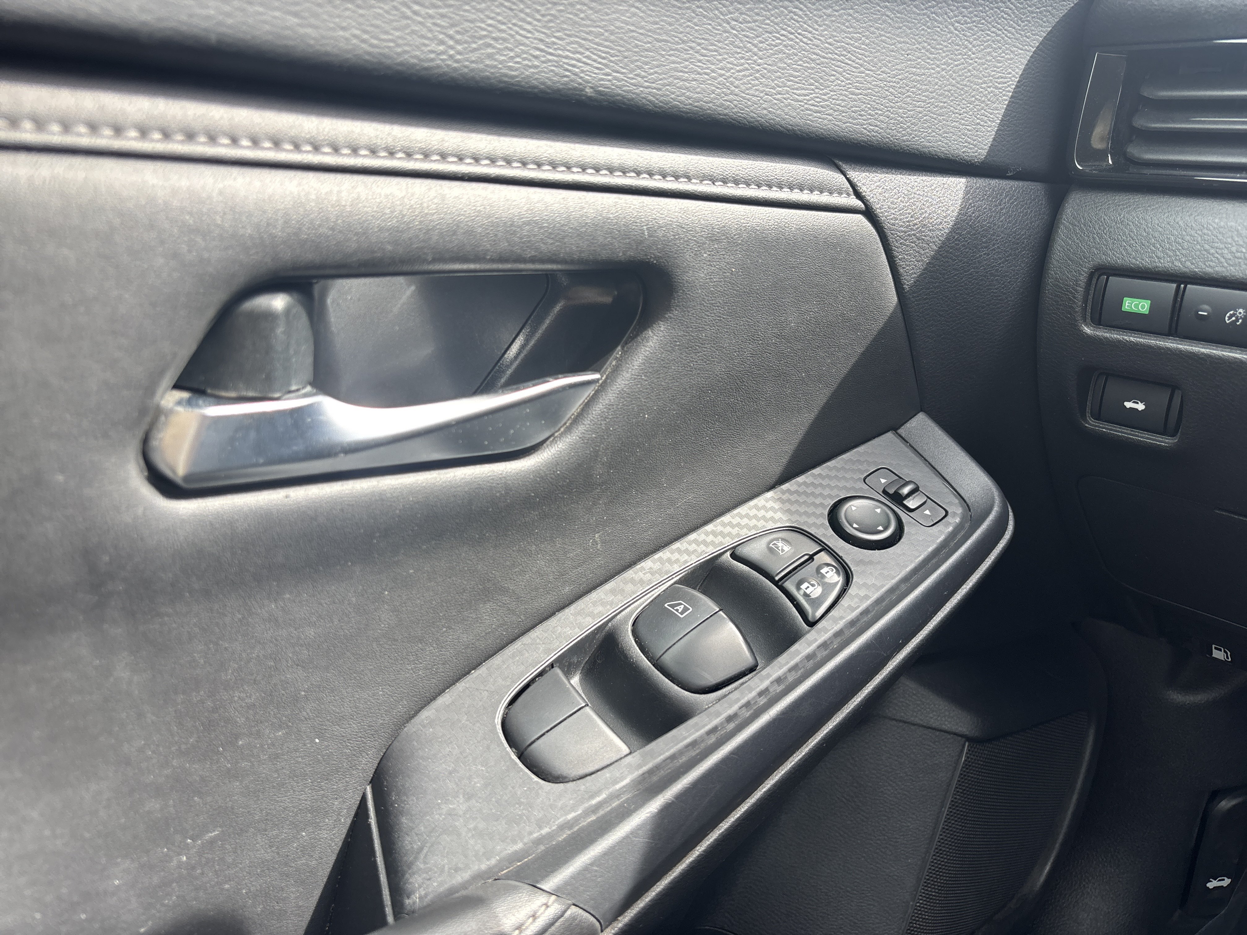 Used 2023 Nissan Sentra SV FWD image 31