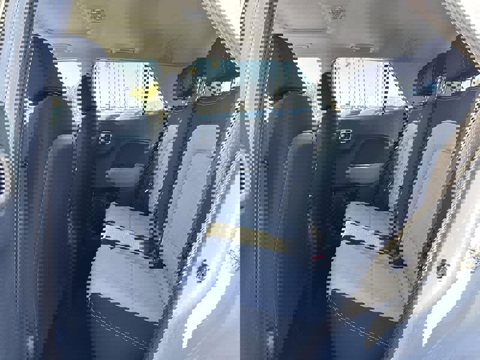 Used 2022 Hyundai Venue SEL image 19