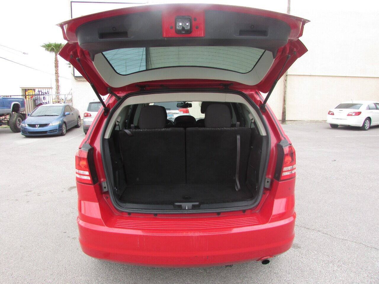 Used 2013 Dodge Journey American Value Package w/ Flexible Seating Group FWD image 15