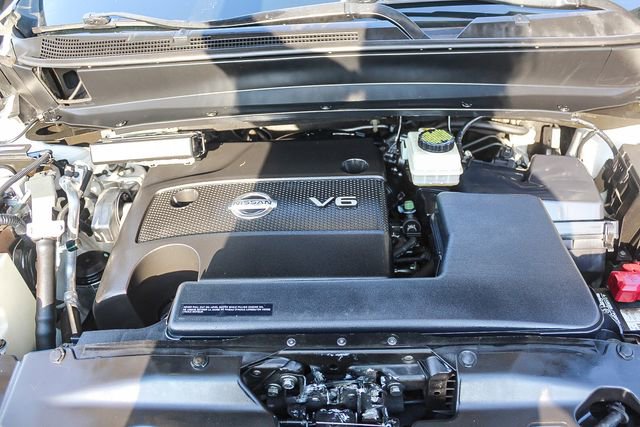 Used 2013 Nissan Pathfinder SV FWD image 38