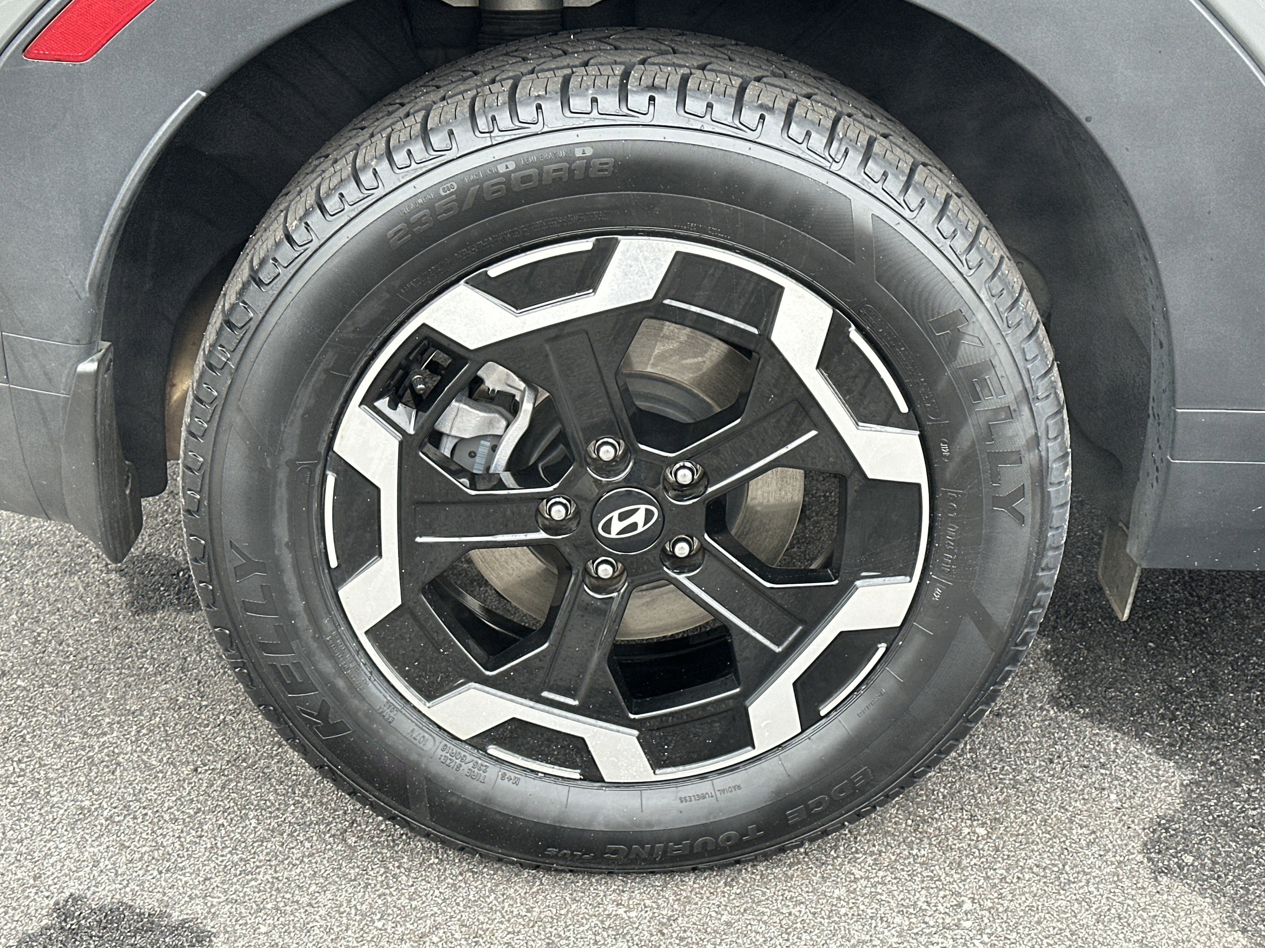 Used 2024 Hyundai Santa Fe SEL image 18