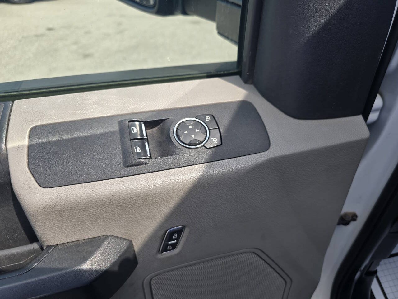 Used 2018 Ford F350 XL w/ Power Equipment Group RWD image 34