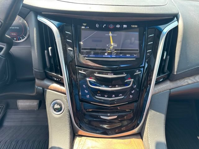 Used 2020 Cadillac Escalade ESV Luxury AWD/4WD image 39