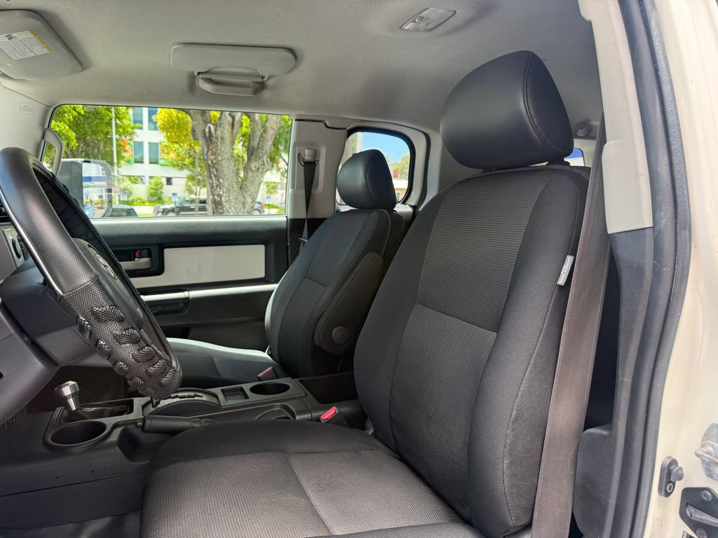 Used 2008 Toyota FJ Cruiser 4WD image 10