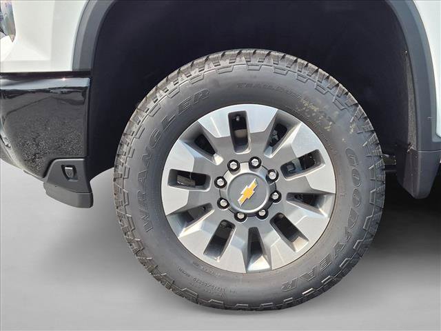 New 2026 Chevrolet Silverado 2500 Custom w/ Custom Value Package AWD/4WD image 10