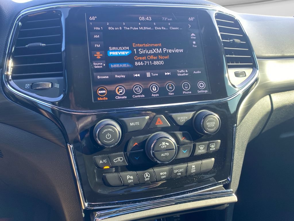 Certified 2022 Jeep Grand Cherokee Laredo X AWD/4WD image 40