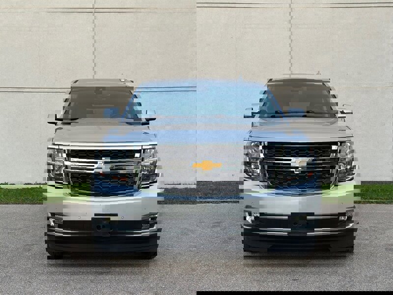 Used 2015 Chevrolet Suburban LT w/ Luxury Package image 5