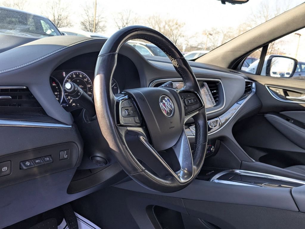 Used 2024 Buick Enclave Premium image 11