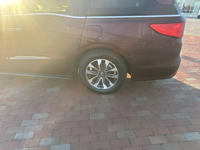 Used 2021 Honda Odyssey EX-L image 7