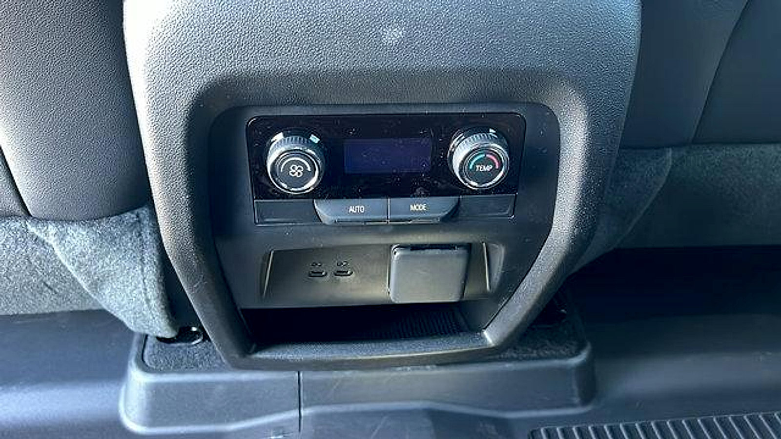 New 2026 Chevrolet Traverse Z71 w/ Enhanced Driving Package image 16