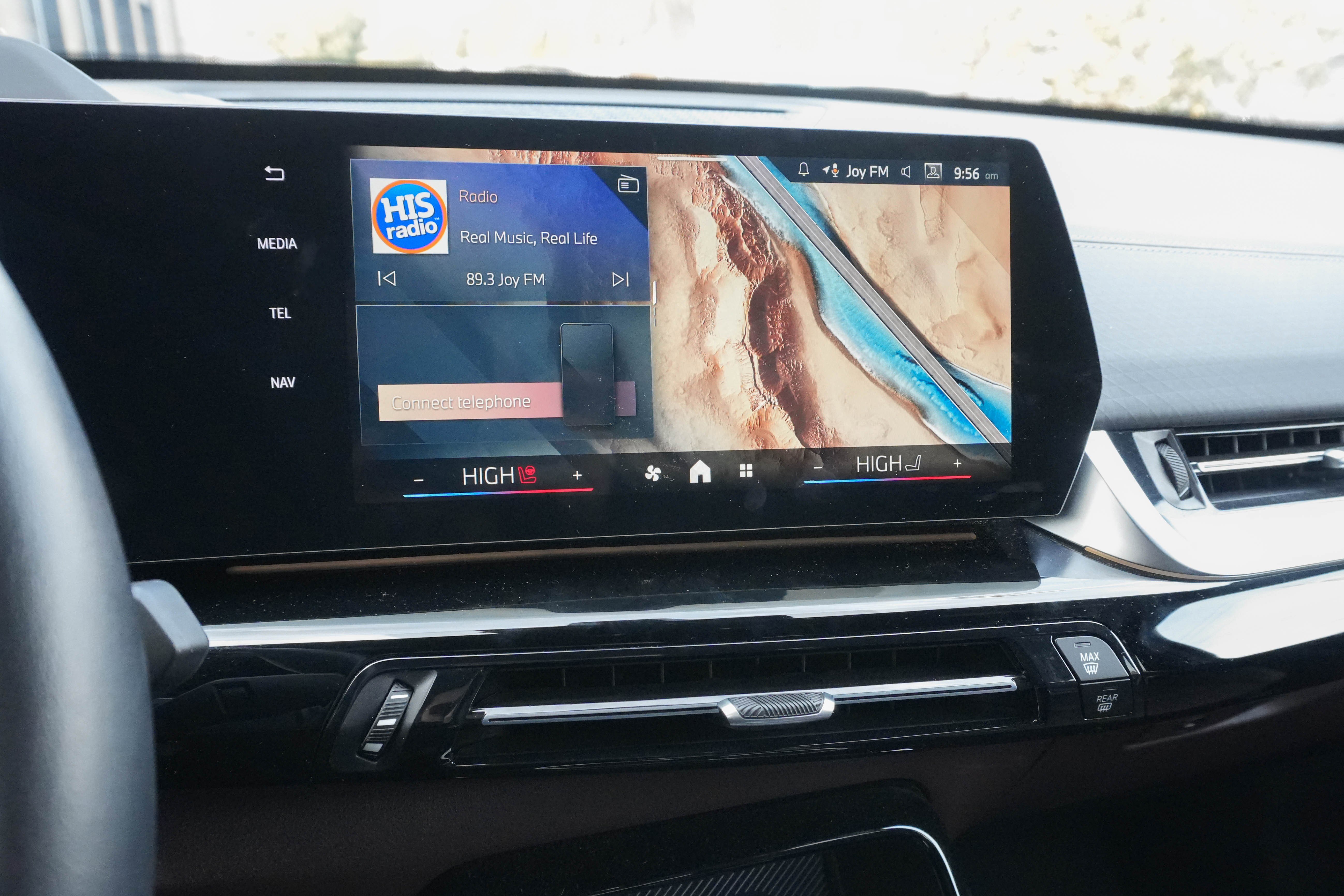 Certified 2025 BMW X2 xDrive28i image 23