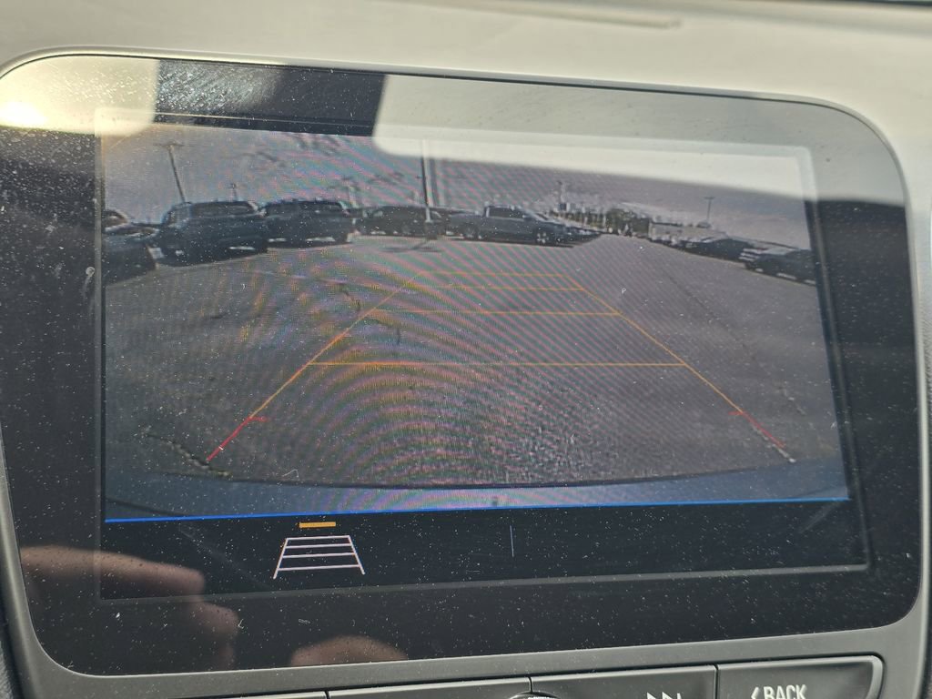 Used 2019 Chevrolet Malibu LS image 18