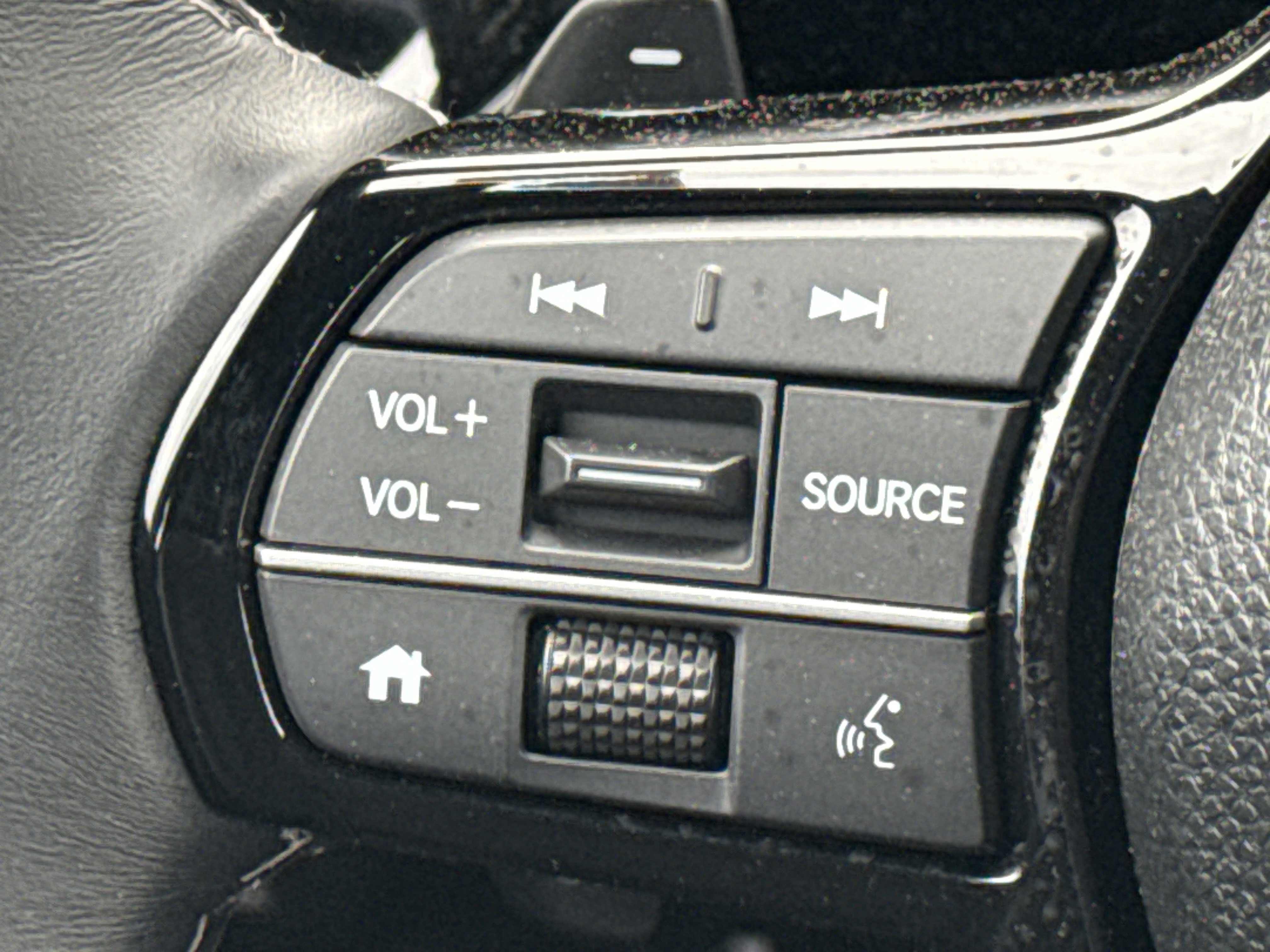 Used 2025 Honda Civic Sport image 28