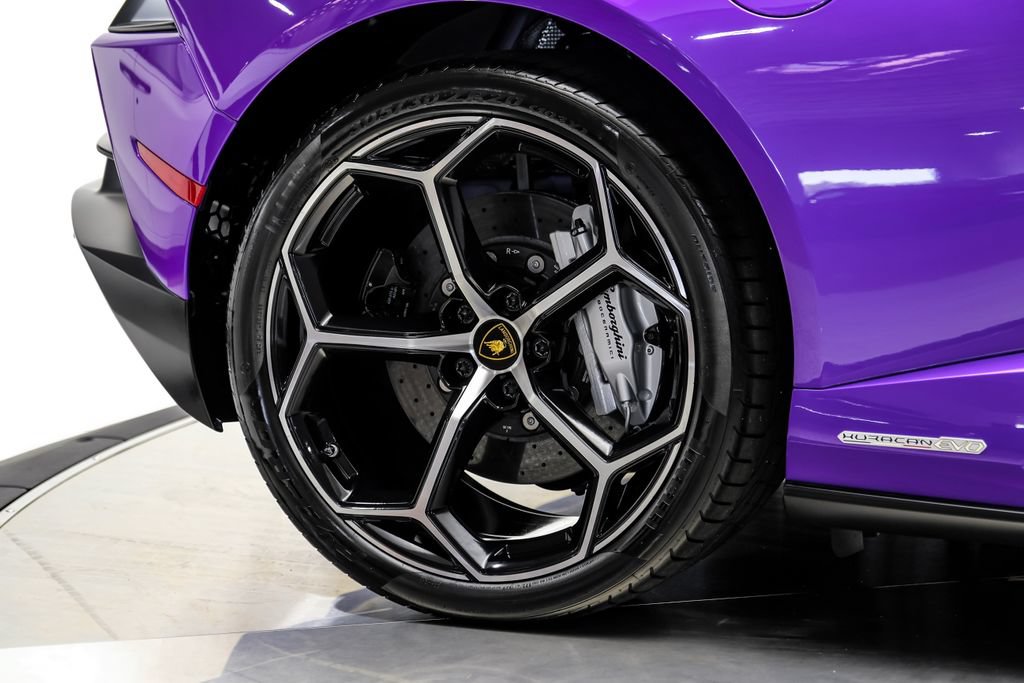 Used 2024 Lamborghini Huracan EVO AWD/4WD image 55