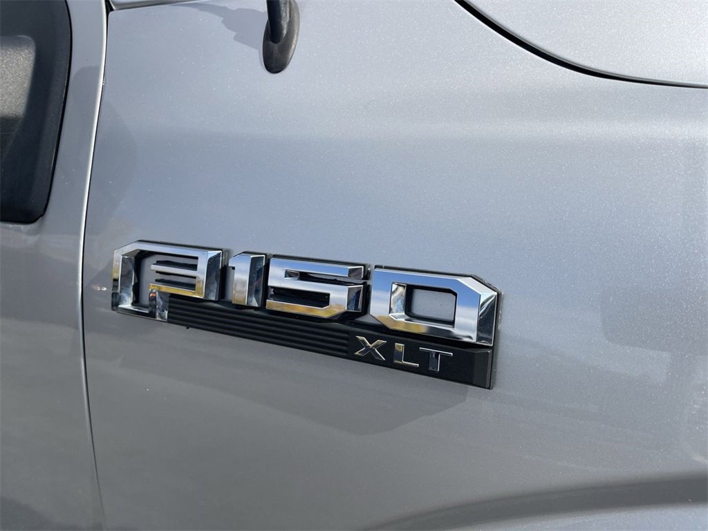 Used 2016 Ford F150 XLT w/ Equipment Group 302A Luxury image 12