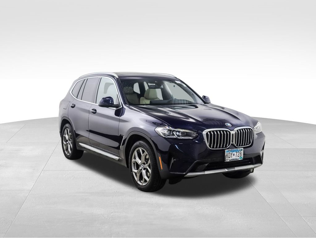 Certified 2023 BMW X3 xDrive30i w/ Premium Package image 7