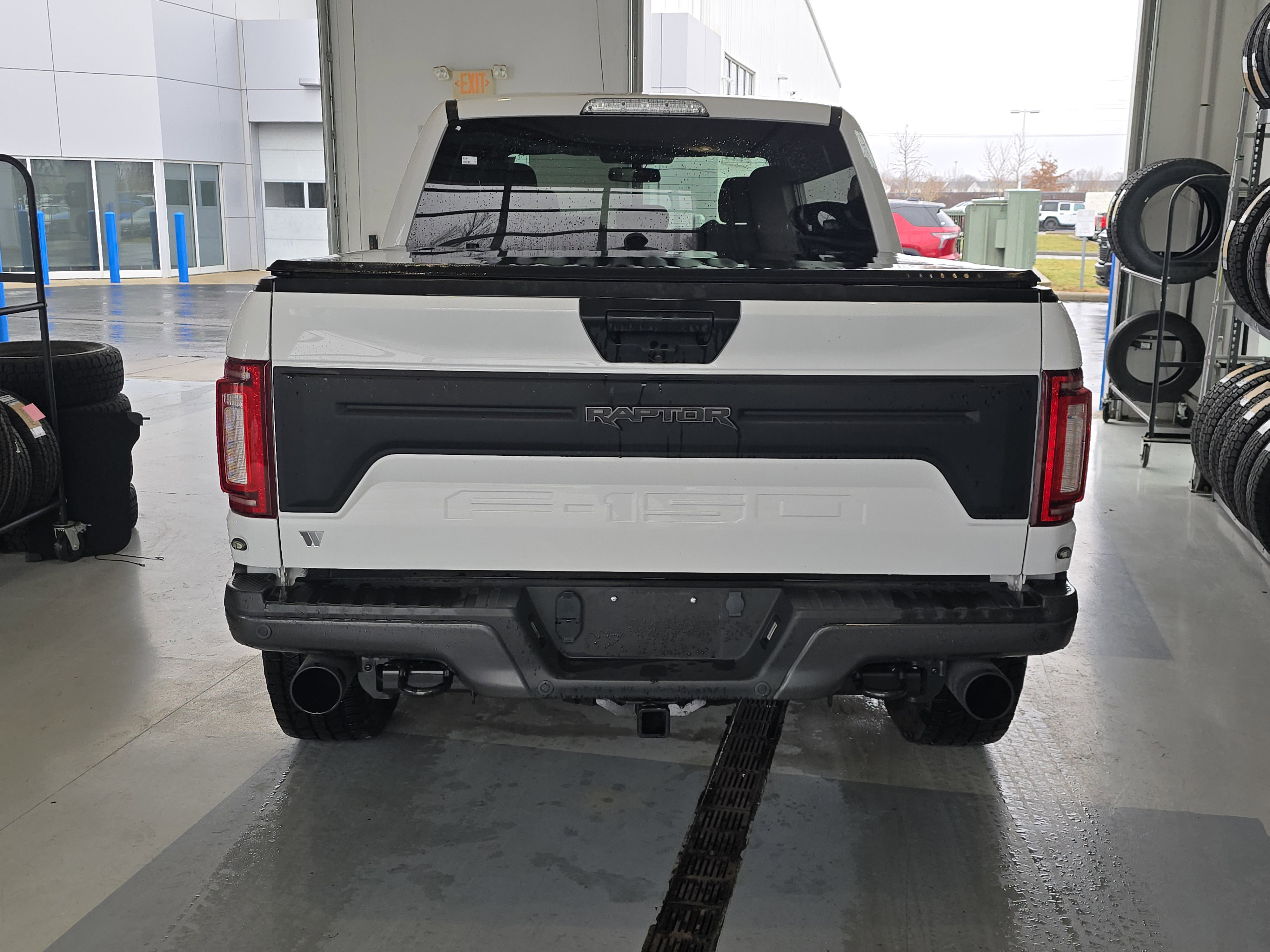 Used 2020 Ford F150 Raptor image 14