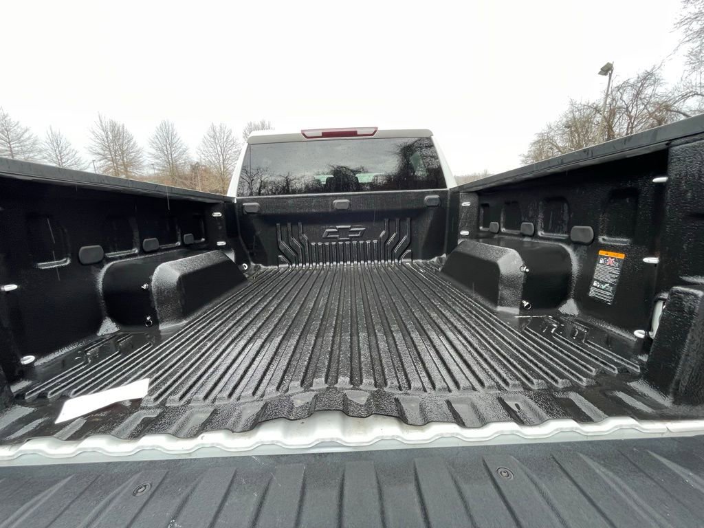 Certified 2024 Chevrolet Silverado 1500 Custom image 19